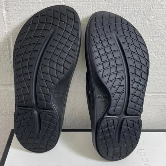 OOFOS OOlala Black Recovery Sandals Thong Slide Slip On Women's 10 Men's 8 - Picture 7 of 8